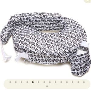 NWOT My Breast Friend original nursing pillow